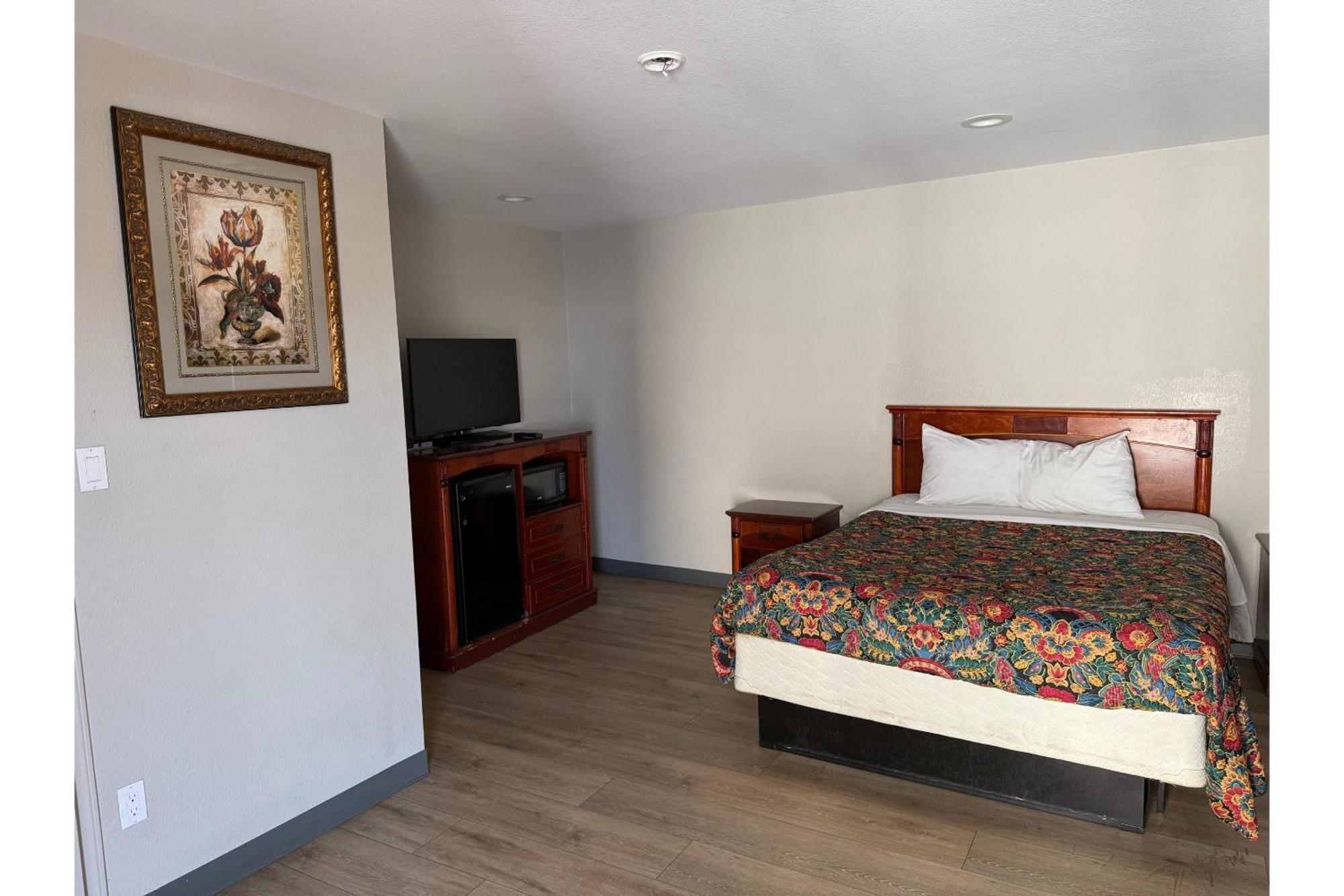 Motel Big 7 I-5